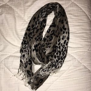 CHEETAH SCARF
